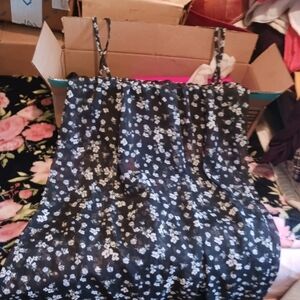 Floral Blue and White Spaghetti Strap Ladies Nwt Nightie Social Angel Size 2x